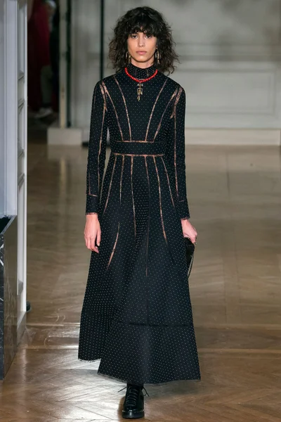 Look 52
